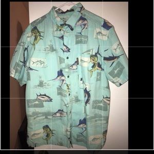 Mens Columbia fish print shirt